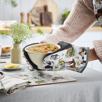 Ulster Weavers Portman Farm Cotton Microwave Mitts