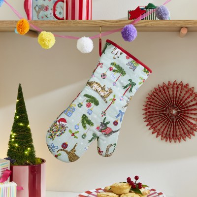 Ulster Weavers Christmas Cats Gauntlet